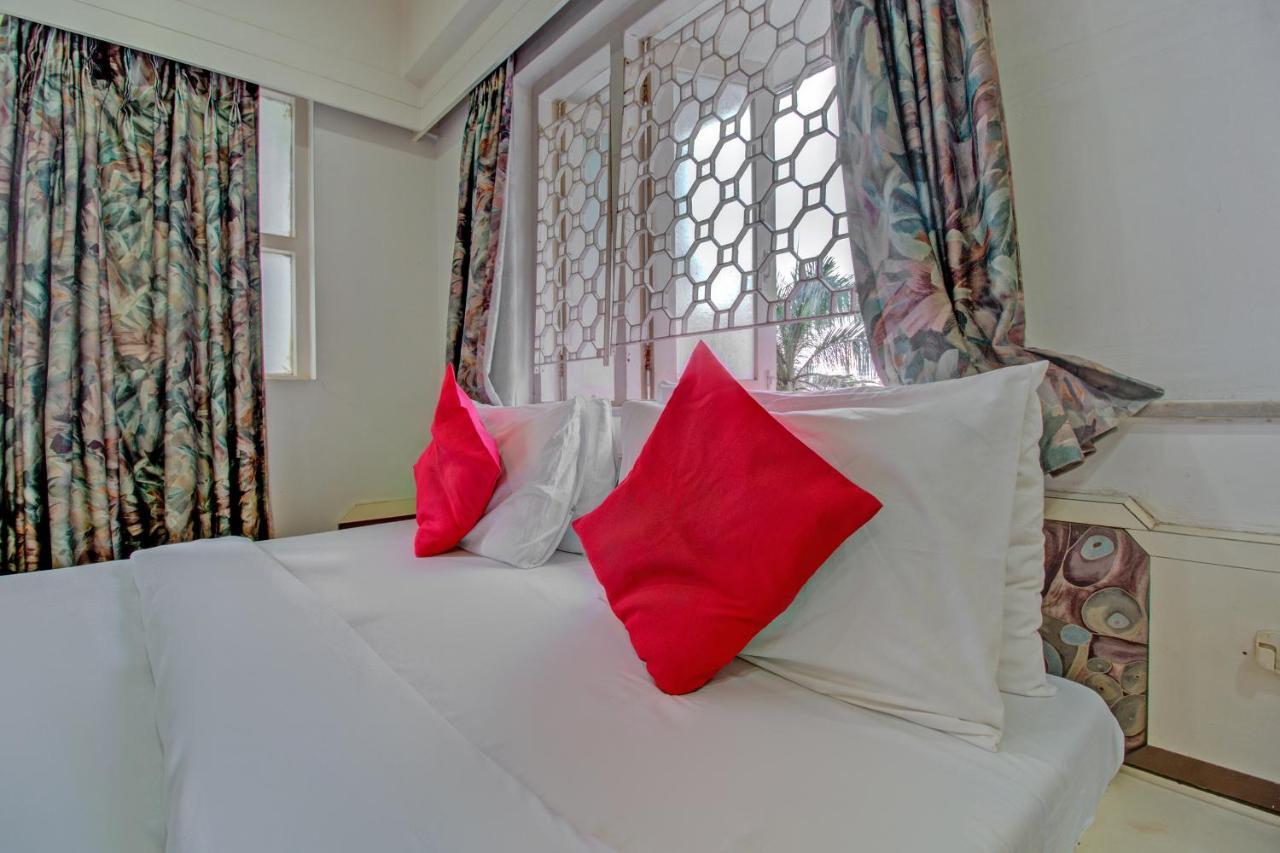 แคปิตัล โอ 76484 โฮเทล พลวาส อินเตอร์เนชั่นแนล Hotel มุมไบ ภายนอก รูปภาพ